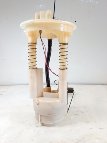 Czujnik poziomu paliwa w zbiorniku 7700427100 RENAULT