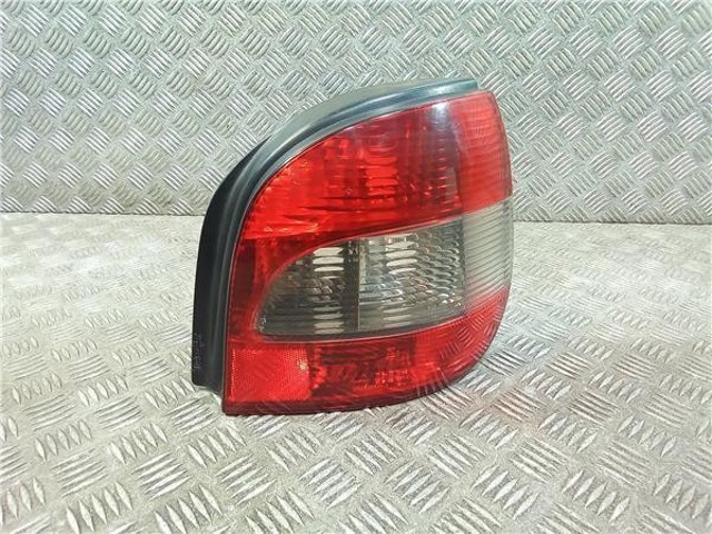 Lampa zespolona tylna prawa 7700428055 RENAULT