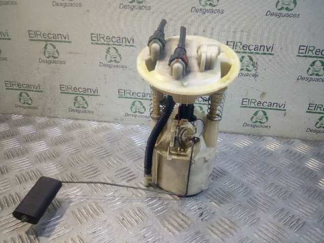 Moduł pompy paliwowej z czujnikiem poziomu paliwa 7700431718 RENAULT