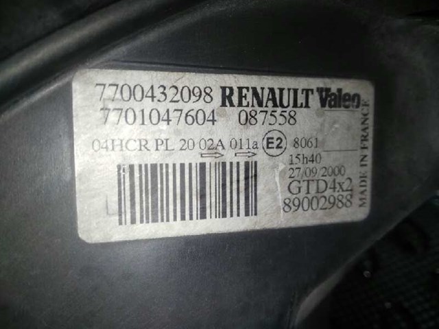 Reflektor lewy 7700432098 RENAULT