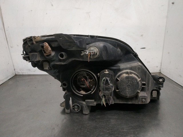 Reflektor lewy 7700432098 RENAULT