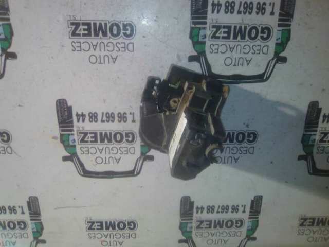 Zamek drzwi przednich lewych 7700434604 RENAULT