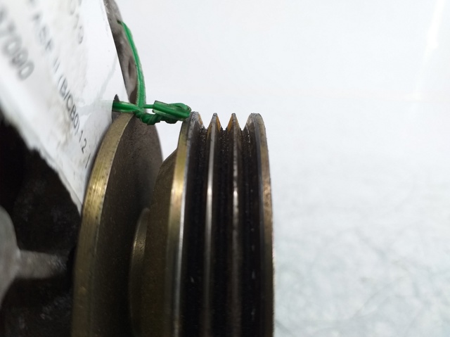 7700437090 Renault (RVI)