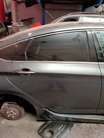 Drzwi tylne prawe 770043Z300 HYUNDAI