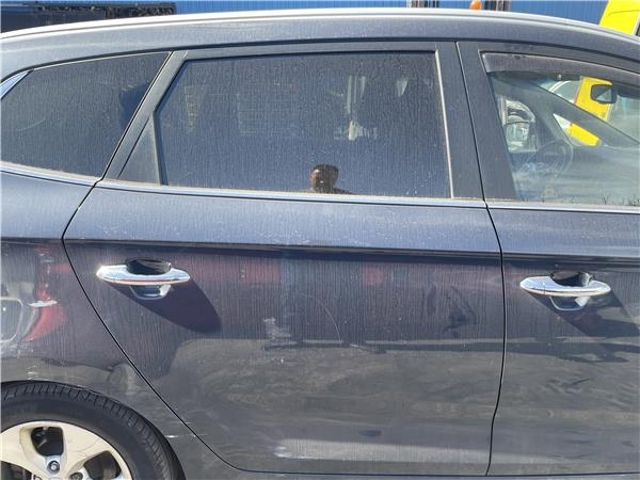 Drzwi tylne prawe 77004A4000 HYUNDAI