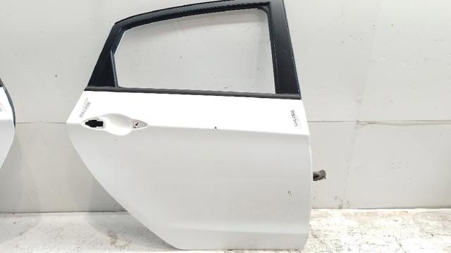 Kupić Drzwi tylne prawe Hyundai I30  GDH w dobrej cenie