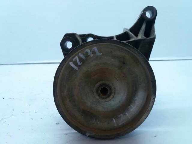 Pompa wspomagania kierownicy Renault 21