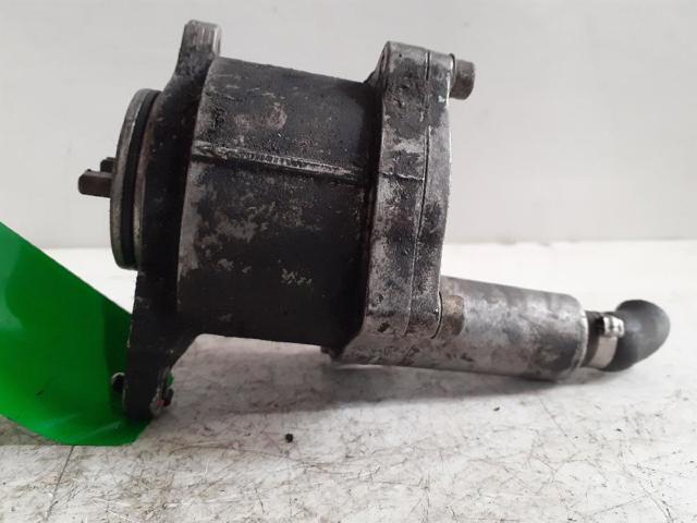 Pompa podciśnienia Renault 25 B29