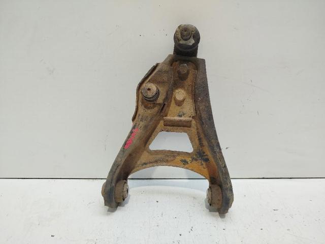 Wahacz zawieszenia przedniego dolny lewy 7700794386 RENAULT