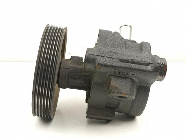 Pompa wspomagania hydraulicznego kierownicy Renault 21 L48