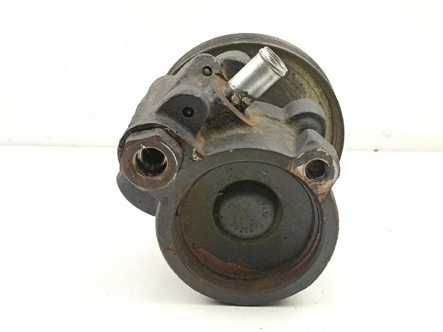 Pompa wspomagania hydraulicznego kierownicy Renault 21 L48