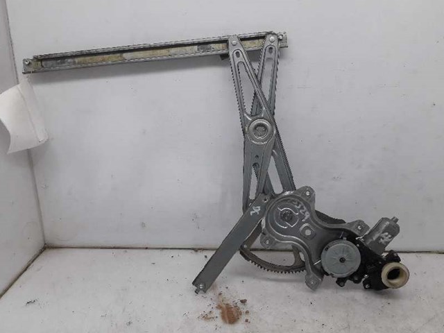 Mechanizm podnoszenia szyby drzwi przednich lewych 7700799475 RENAULT