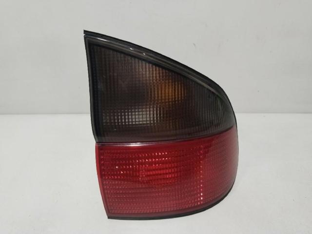 Lampa zespolona tylna prawa 7700808304 RENAULT