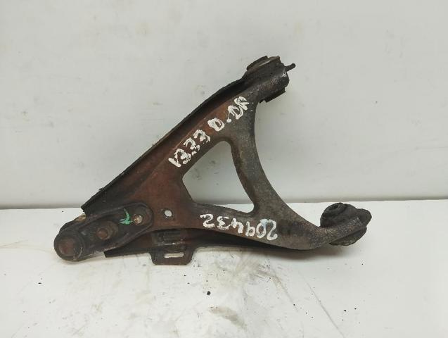 Wahacz zawieszenia przedniego dolny prawy 7700818052 RENAULT