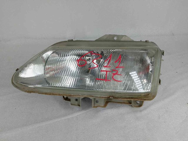Reflektor lewy 7700820118 RENAULT