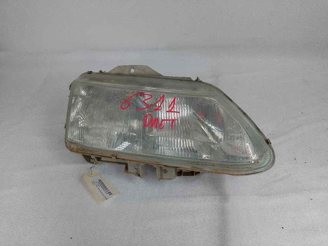 Reflektor prawy 7700820119 RENAULT