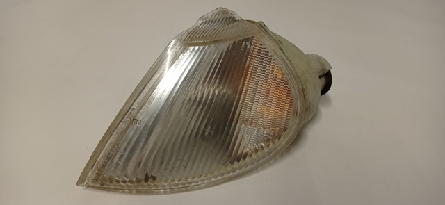 Kierunkowskaz lewy 7700820126 RENAULT