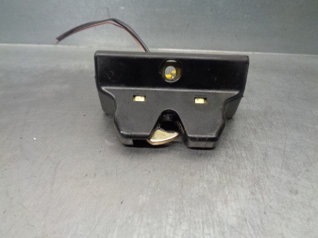 Zamek klapy bagażnika (3/5 drzwi tylnych) 7700823676 RENAULT