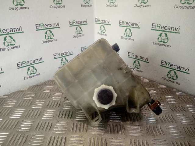 Zbiorniczek wyrównawczy układu chłodzenia 7700823704 RENAULT