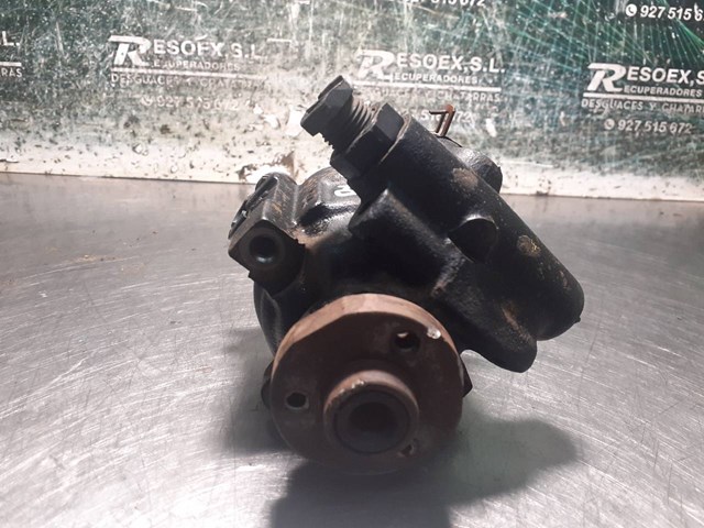 Pompa wspomagania hydraulicznego kierownicy 7700823735F RENAULT