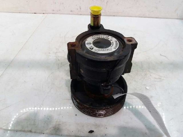 Pompa wspomagania hydraulicznego kierownicy 7700823735F RENAULT