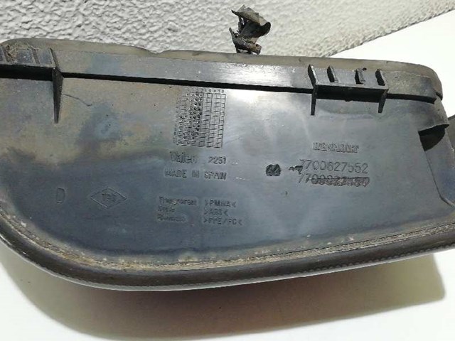 Lampa zespolona tylna prawa 7700827552 RENAULT