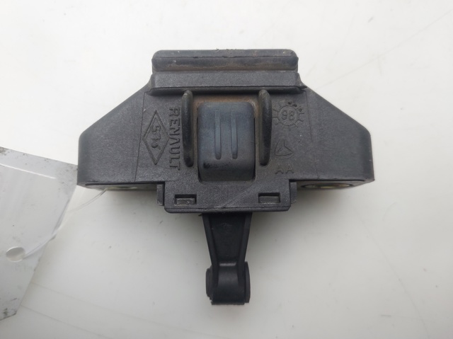 Zamek klapy bagażnika (3/5 drzwi tylnych) 7700827599 RENAULT