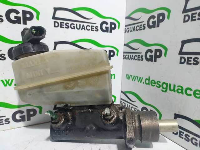 Zbiorniczek głównego cylindra hamulcowego (płynu hamulcowego) 7700828034 RENAULT