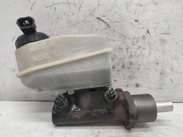 Zbiorniczek głównego cylindra hamulcowego (płynu hamulcowego) 7700828034 RENAULT