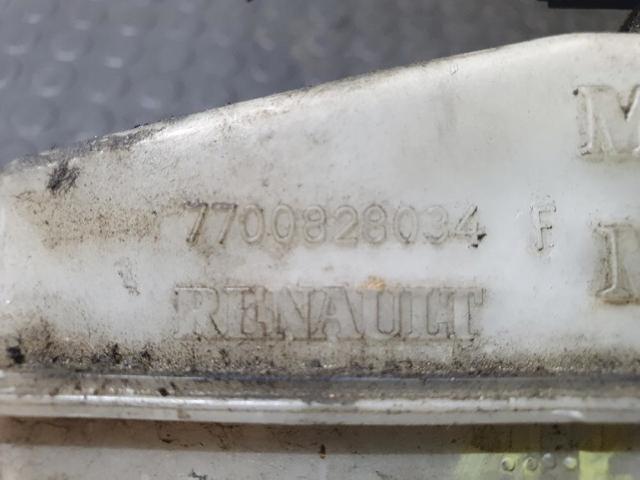 Zbiorniczek głównego cylindra hamulcowego (płynu hamulcowego) 7700828034 RENAULT