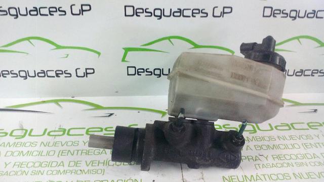 Zbiorniczek głównego cylindra hamulcowego (płynu hamulcowego) 7700828034 RENAULT