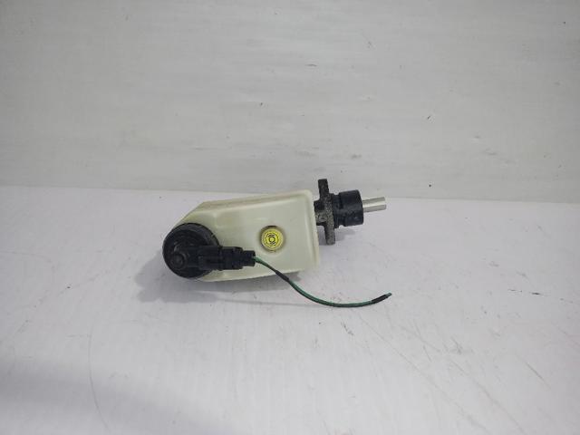 Zbiorniczek głównego cylindra hamulcowego (płynu hamulcowego) 7700828034 RENAULT