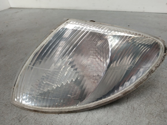 Kierunkowskaz lewy 7700831466 RENAULT