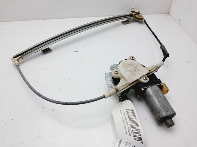 Mechanizm podnoszenia szyby drzwi przednich prawych 7700834346 RENAULT