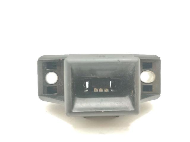 Zamek klapy bagażnika (3/5 drzwi tylnych) 7700838546 RENAULT