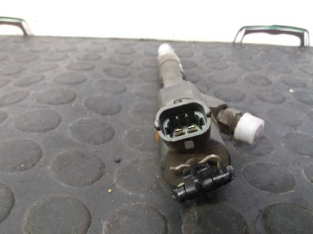 Dysza spryskiwacza szyby przedniej 7700846456 RENAULT
