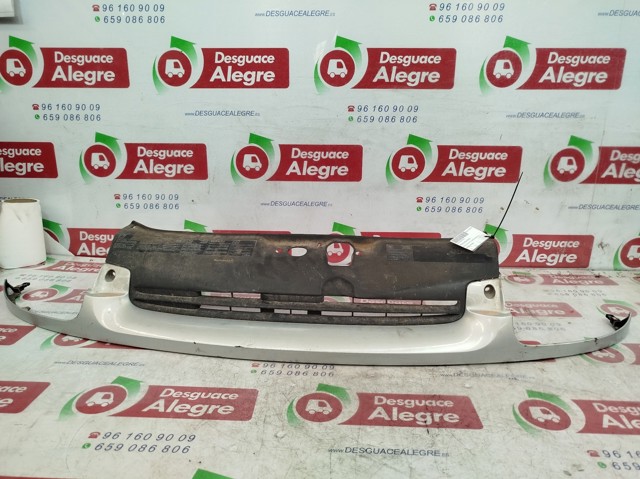 Atrapa chłodnicy 7700846870 RENAULT