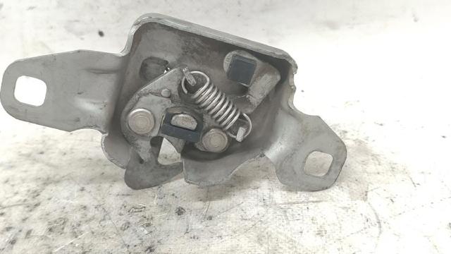 Zamek maski Renault Megane 1 LA0, LA1