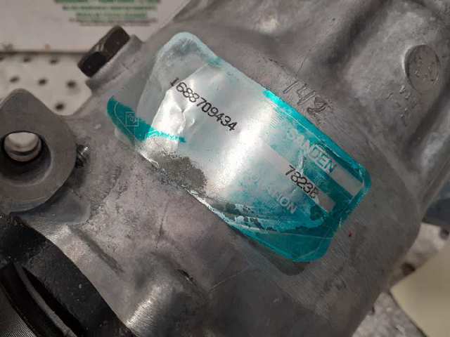 7700857907F Renault (RVI)