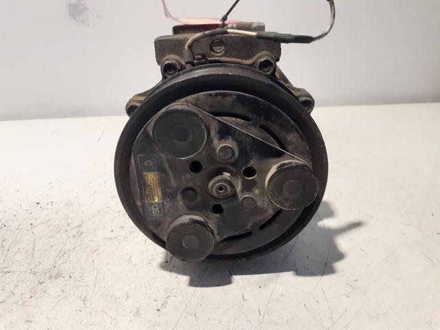 Sprężarka klimatyzacji 7700859676D RENAULT