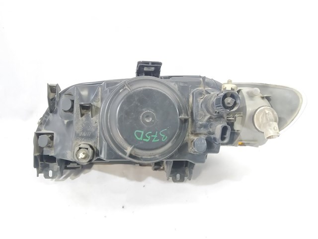 Reflektor prawy 7700861463 RENAULT