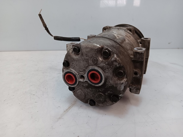 7700866828B Renault (RVI)