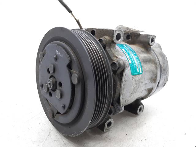 Sprężarka klimatyzacji 7700871664 RENAULT