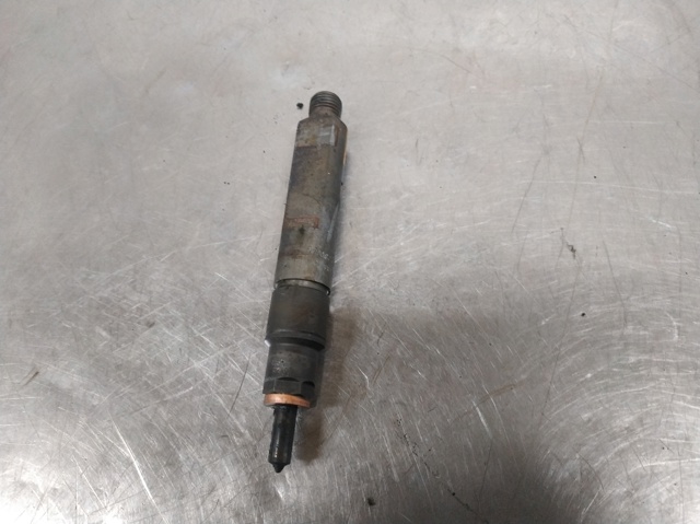 Wtryskiwacz paliwa 7700875036 RENAULT