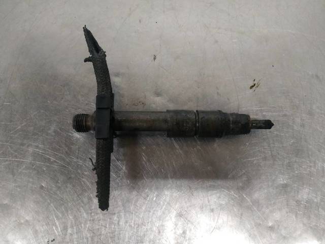 Wtryskiwacz paliwa 7700875036 RENAULT