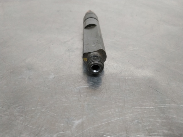 Wtryskiwacz paliwa 7700875036 RENAULT