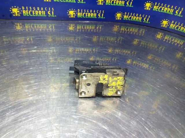 Zamek drzwi tylnych lewych 7701030067 RENAULT
