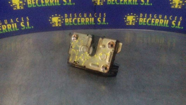 Zamek drzwi tylnych lewych 7701030067 RENAULT