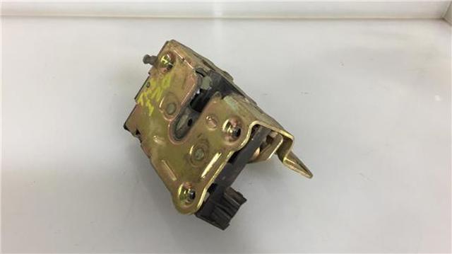 Zamek drzwi tylnych lewych 7701030067 RENAULT
