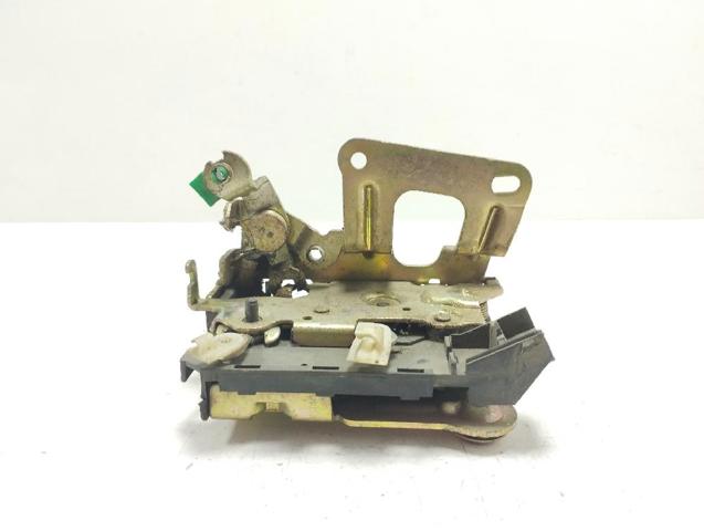 Zamek drzwi przednich prawych 7701031778 RENAULT